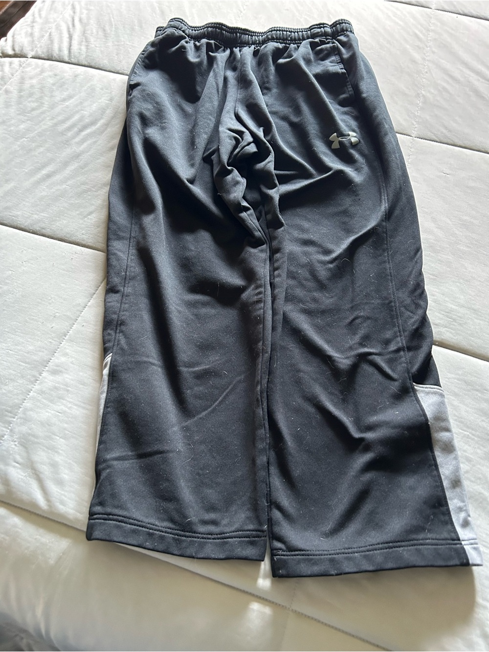 Under Armour Black Boys' Athletic Sweatpants x 2 items